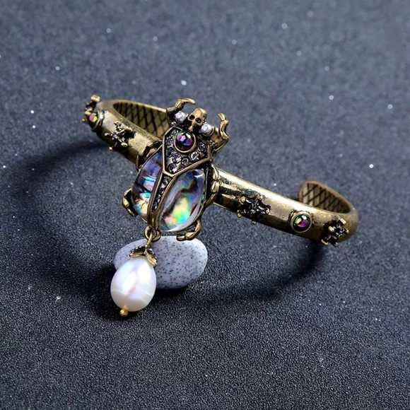 🖤Antique gold insects bracelet - Picture 3 of 5